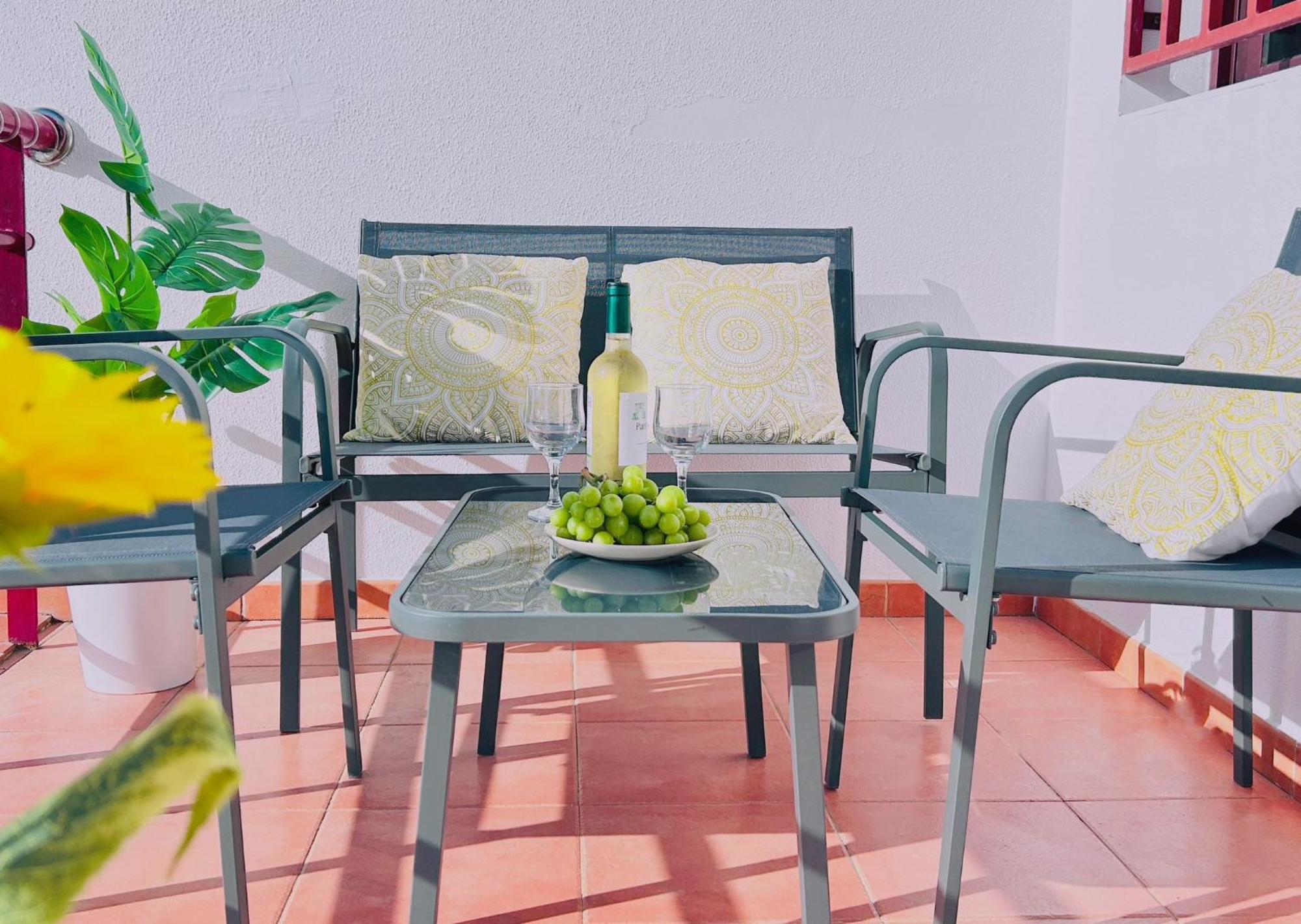 Big Villa Puerto Rico With Heated Saltwater Jacuzzi Pool & Bbq & Private Parking Exterior foto